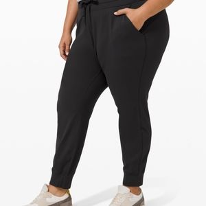 Lululemon Ready to Rulu Pant sz 10